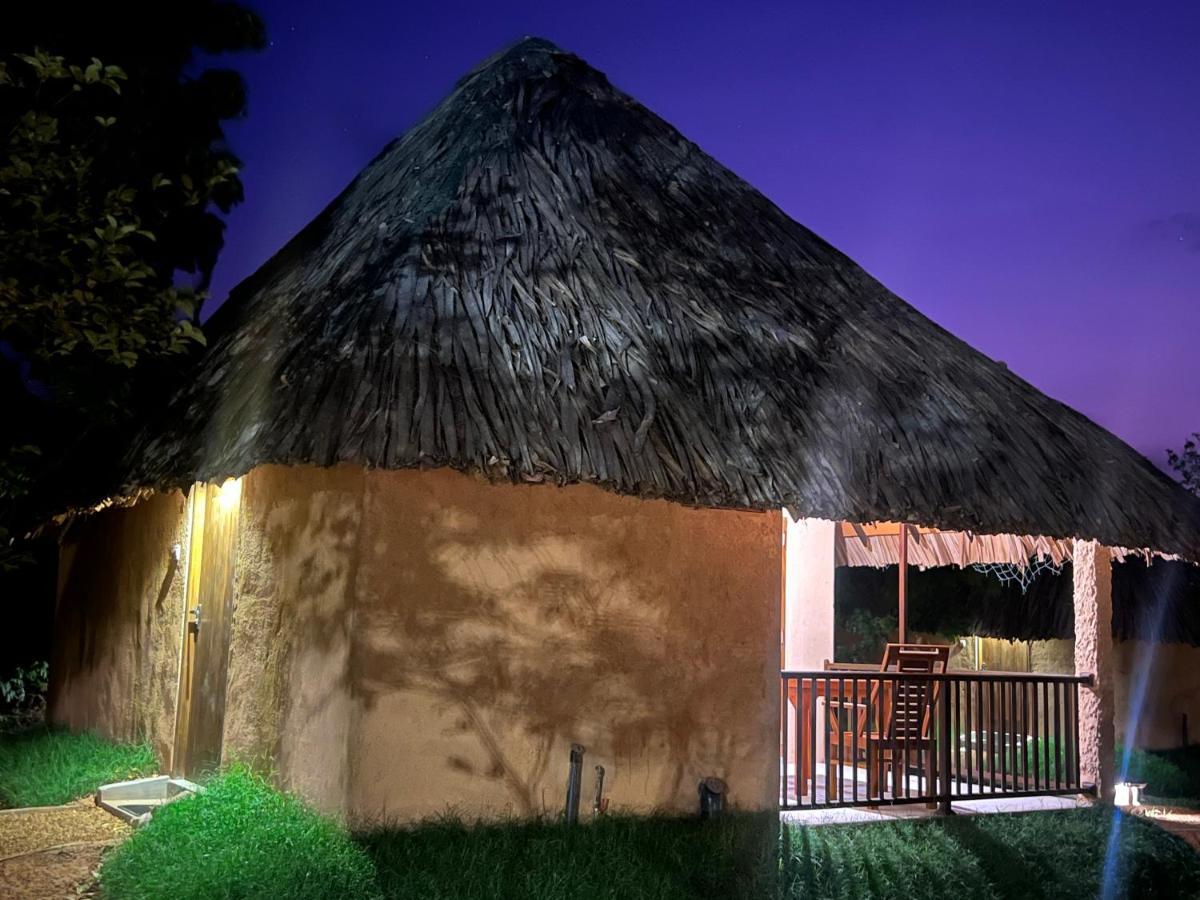 Saffron Lake Yala Tissamaharama Exterior foto